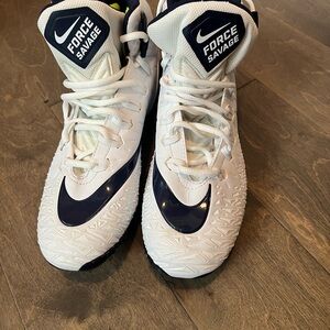 Men’s Classic Nike Force Savage Football Cleats